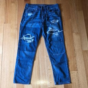 💙American Eagle Boyfriends Ripped Jeans